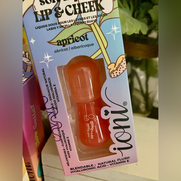 🆕🪷  IONI LIMITED EDITION  SOFT LIQUID “LIP & CHEEK” 3-PIECE SET BRAND NEW IN BOX - Picture 9 of 9